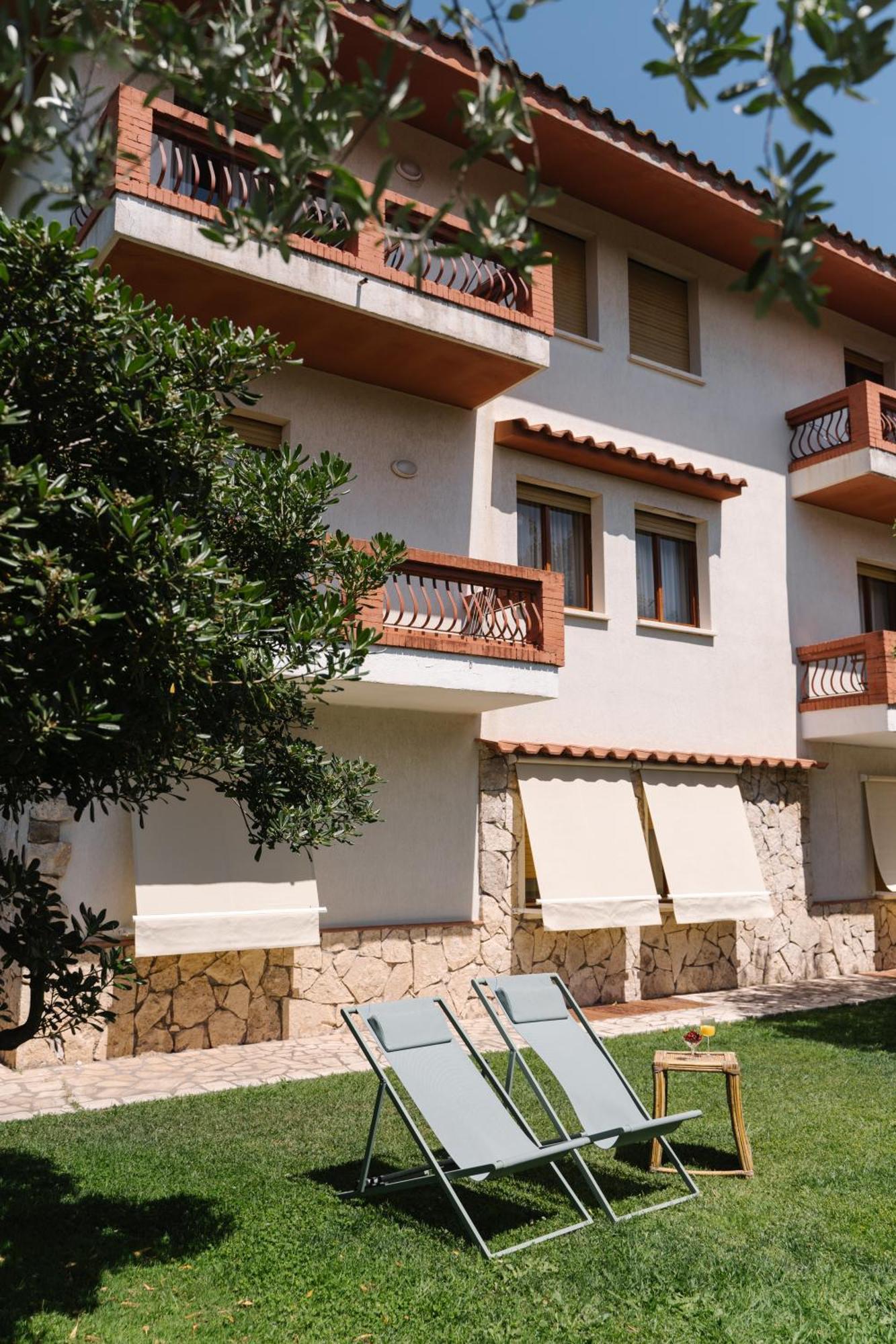 Mami Sabaudia Hotel Экстерьер фото